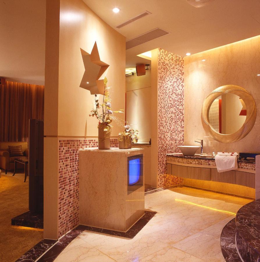 Dongfeng Motel Guishan Buitenkant foto
