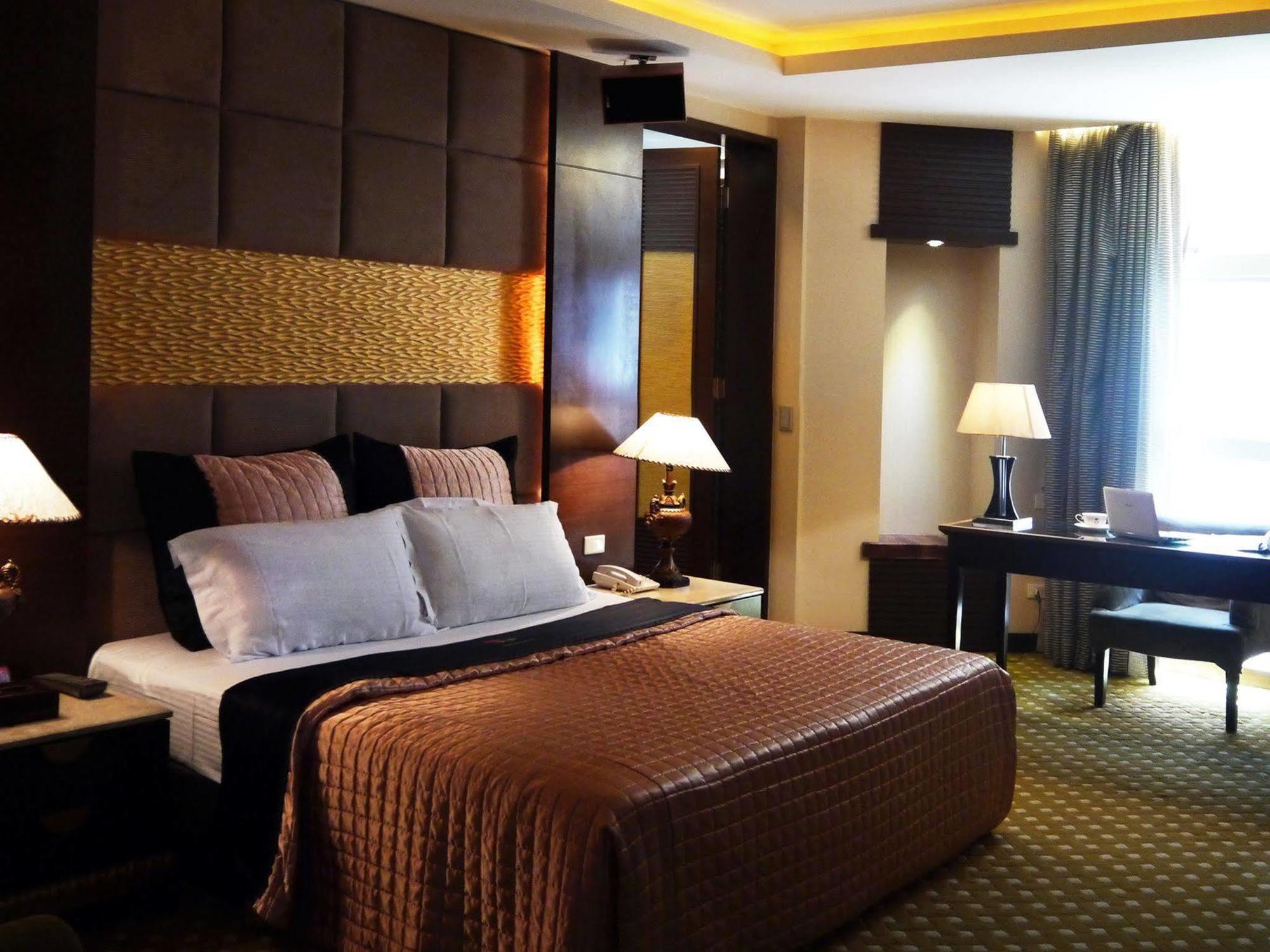 Dongfeng Motel Guishan Buitenkant foto